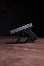 Glock 19 Hareketli Figür Masa İsimliği