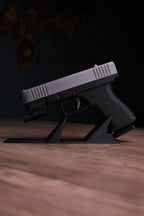 Glock 19 Hareketli Figür Masa İsimliği
