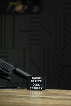 Glock 19 Hareketli Figür Masa İsimliği